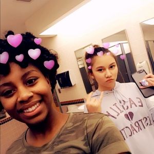 Meet your Posher, Katelynn